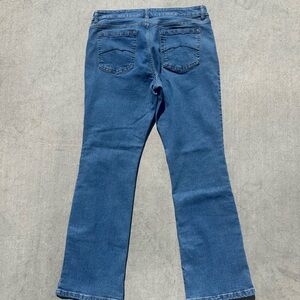 Blue Mountain Women's Straight Leg Jeans - Blue